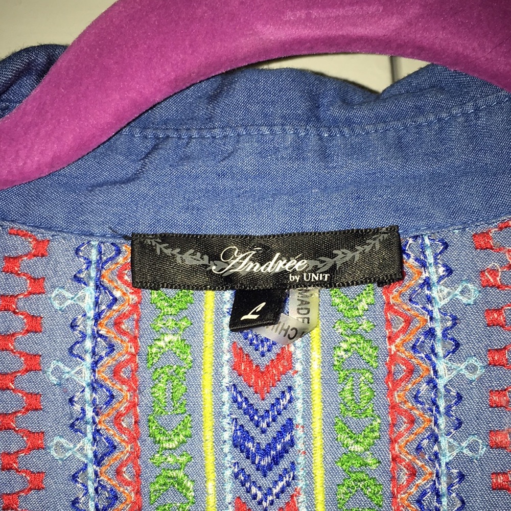 Andree top button front denim blue with floral embroidery long sleeves L - Picture 2 of 6